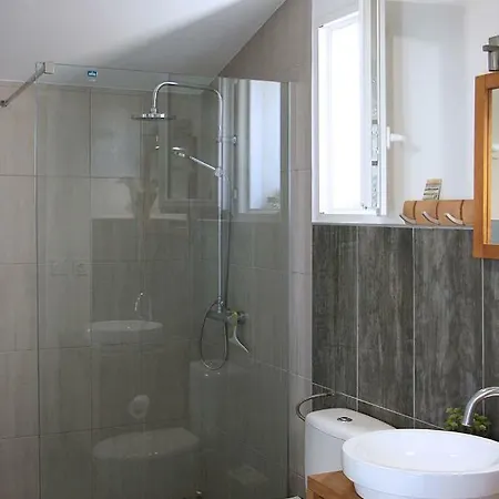 Cocoon, Le Cottage. Breuillet